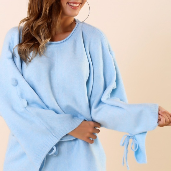 Pullover Sweater - Size M/L - Picture 1 of 6